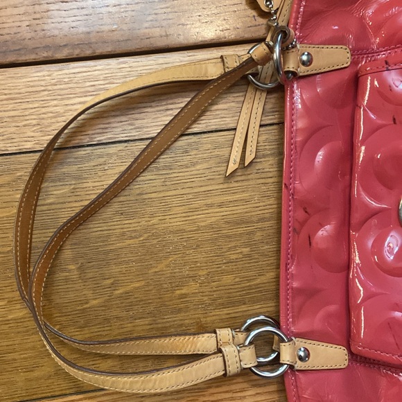 Coach pink patent leather tote - Picture 8 of 9